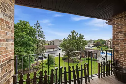 13935 Laramie Avenue #220, Crestwood, IL 60418 - Photo 13