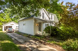 249 W Graham St, Dixon, IL 61021 - Photo 7