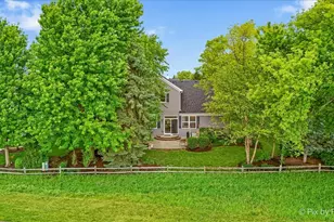 361 Oakmont Dr, Cary, IL 60013 - Photo 53