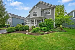 361 Oakmont Dr, Cary, IL 60013 - Photo 3