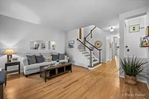 361 Oakmont Dr, Cary, IL 60013 - Photo 5