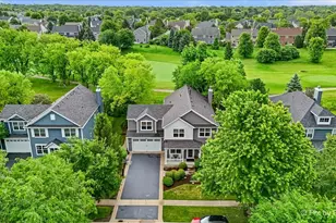 361 Oakmont Dr, Cary, IL 60013 - Photo 47