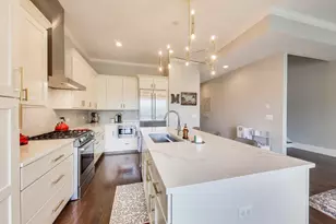 2136 W Belmont Ave, Chicago, IL 60618 - Photo 3