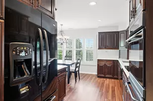 6 Oak Brook Club Dr, Oak Brook, IL 60523 - Photo 13