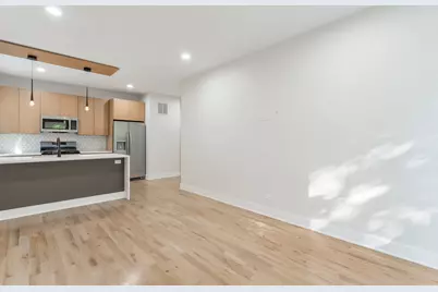 [Address not provided], Chicago, IL 60637 - Photo 7