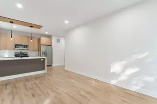 [Address not provided], Chicago, IL 60637 - Photo 7