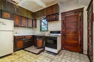 11808 S Emerald Ave, Chicago, IL 60628 - Photo 13