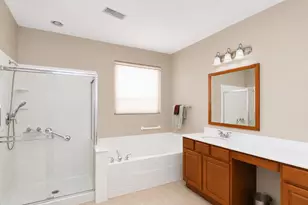 13453 E Grainery Ln, Huntley, IL 60142 - Photo 19