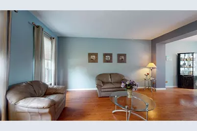 684 Huntington Drive, Carol Stream, IL 60188 - Photo 5