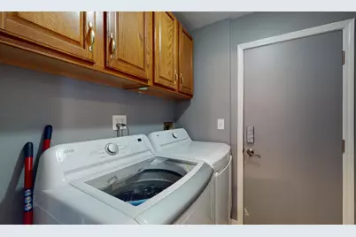 684 Huntington Drive, Carol Stream, IL 60188 - Photo 13