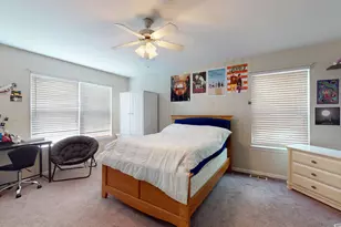 684 Huntington Dr, Carol Stream, IL 60188 - Photo 17
