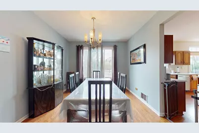 684 Huntington Drive, Carol Stream, IL 60188 - Photo 7