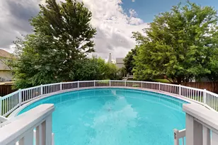 684 Huntington Dr, Carol Stream, IL 60188 - Photo 29