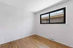2736 E 127th St, Chicago, IL 60633 - Photo 13