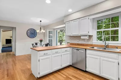 2254 Remington Drive, Naperville, IL 60565 - Photo 7
