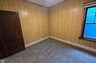 208 S Main St, Wauconda, IL 60084 - Photo 11