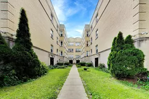 6446 N Claremont Ave, Chicago, IL 60645 - Photo 23