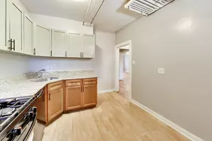6446 N Claremont Ave, Chicago, IL 60645 - Photo 11