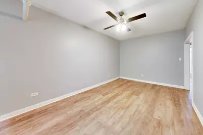 6446 N Claremont Avenue #G, Chicago, IL 60645 - Photo 7