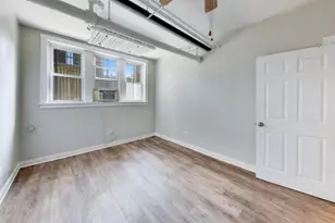6446 N Claremont Ave, Chicago, IL 60645 - Photo 13