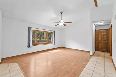 5214 Parkview Drive, McCullom Lake, IL 60050 - Photo 5
