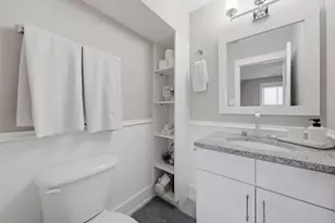 9601 S Karlov Ave, Oak Lawn, IL 60453 - Photo 19