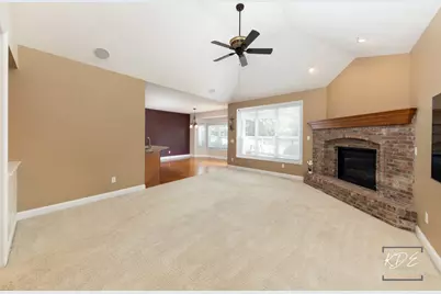 662 Omaha Drive, Yorkville, IL 60560 - Photo 7