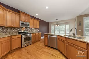 662 Omaha Dr, Yorkville, IL 60560 - Photo 9