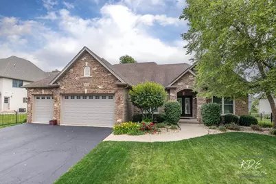 662 Omaha Drive, Yorkville, IL 60560 - Photo 1
