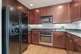 310 E Church St, Libertyville, IL 60048 - Photo 7