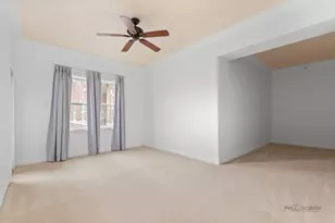 310 E Church St, Libertyville, IL 60048 - Photo 11