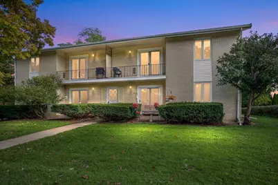 31 Green Oaks Drive #B, Crystal Lake, IL 60014 - Photo 1