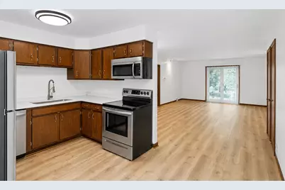 31 Green Oaks Drive #B, Crystal Lake, IL 60014 - Photo 5