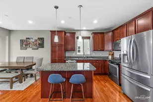 4311 Fraser Cir, Naperville, IL 60564 - Photo 3