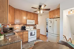 511 N Maple St, Mount Prospect, IL 60056 - Photo 7