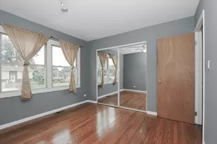 883 Hastings Ln, Hanover Park, IL 60133 - Photo 17