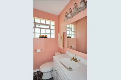 2344 E 83rd Street, Chicago, IL 60617 - Photo 11