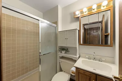 2S640 Continental Drive, Warrenville, IL 60555 - Photo 13