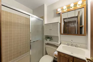 2S640 Continental Dr, Warrenville, IL 60555 - Photo 13