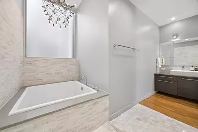2028 W Division Street #201, Chicago, IL 60622 - Photo 11