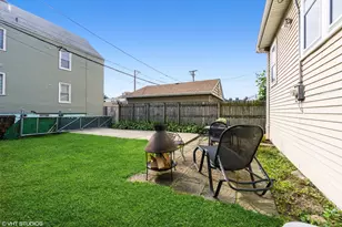 3255 N Kildare Ave, Chicago, IL 60641 - Photo 19