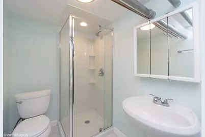 3255 N Kildare Avenue, Chicago, IL 60641 - Photo 17