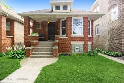 3255 N Kildare Avenue, Chicago, IL 60641 - Photo 1