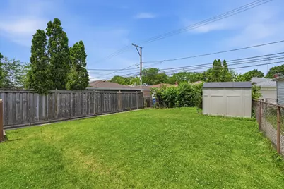 2924 W Jerome Street, Chicago, IL 60645 - Photo 31
