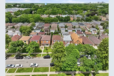 2924 W Jerome Street, Chicago, IL 60645 - Photo 33