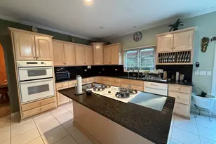 336 Tuttle Dr, Bloomingdale, IL 60108 - Photo 9