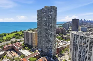 655 W Irving Park Rd, Chicago, IL 60613 - Photo 27