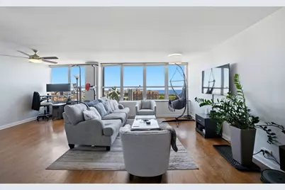655 W Irving Park Road #2704, Chicago, IL 60613 - Photo 3