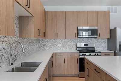 805 N Milwaukee Avenue #4S, Chicago, IL 60642 - Photo 5