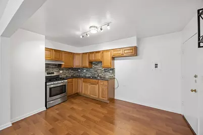 929 S Oak Park Avenue #3NE, Oak Park, IL 60304 - Photo 7
